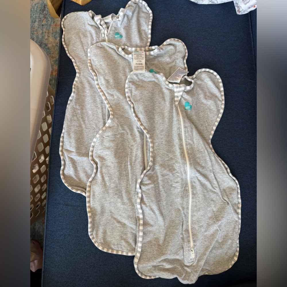 Love to Dream Gray Stage 1 Swaddle Size Small 1.0 TOG